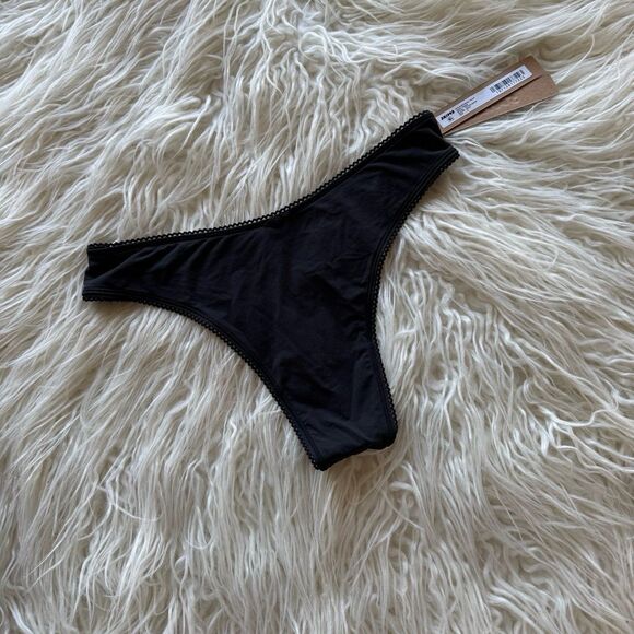 Skims Fits Everybody Picot Trim Thong Onyx Size Small - Picture 2 of 7